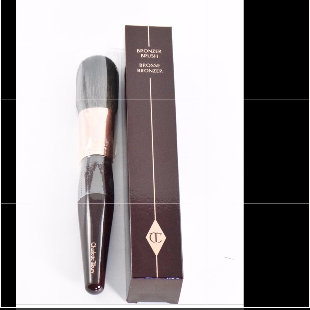 Charlotte Tilbury Brush